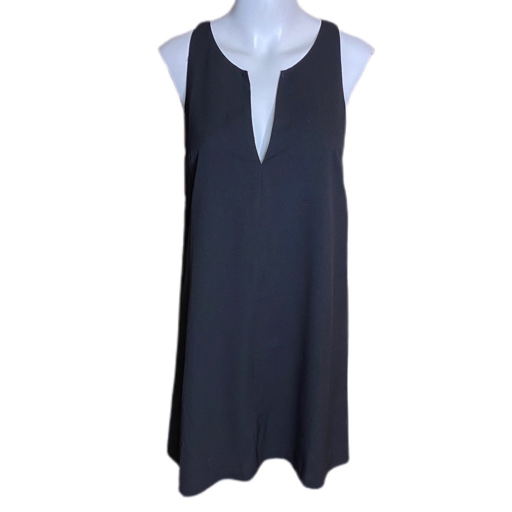Lulus Black Dress V Back Keyhole Shift Dress Size Small